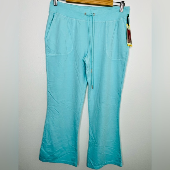 GreenTea Pants & Jumpsuits Nwt Green Tea Capri Poshmark